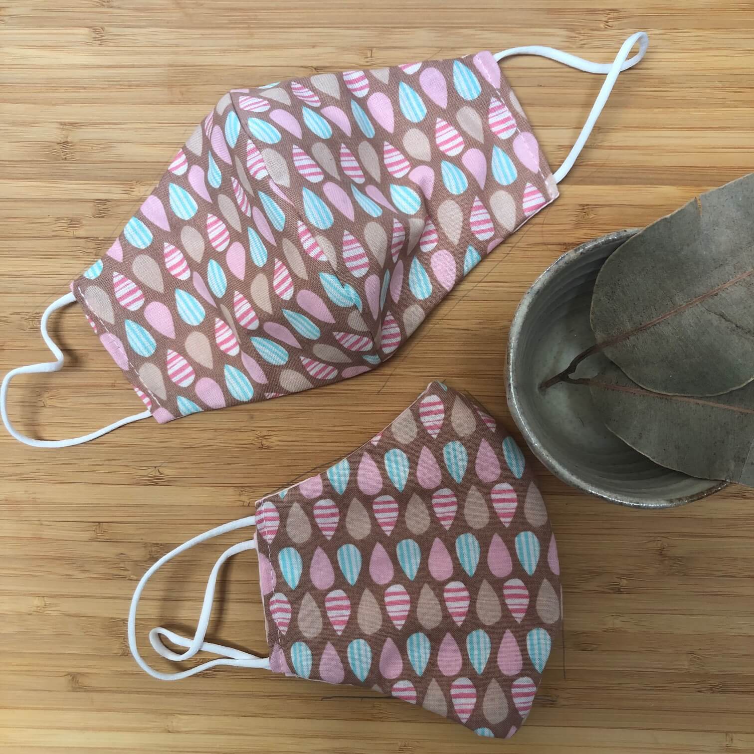 reusable facemask - tan coloured drops adult size kitmaii